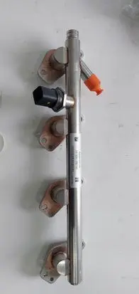 Mercedes-Benz C W205 Fuel main line pipe A2640700100