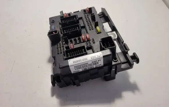 Peugeot 307 BSM Control unit 9650664080 43679097