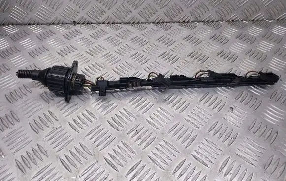 Audi A4 S4 B5 8D Fuel injector wires 038971803