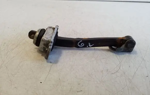 Chevrolet Captiva Rear door check strap stopper 