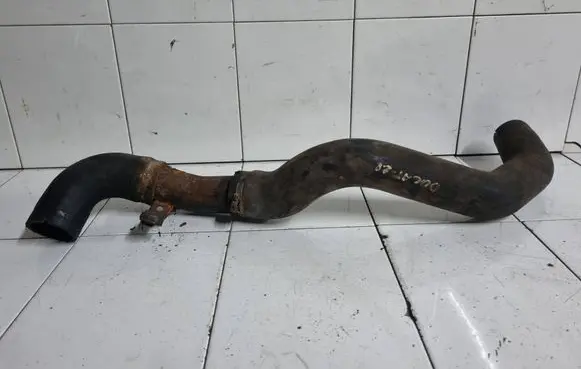 Intercooler hose/pipe