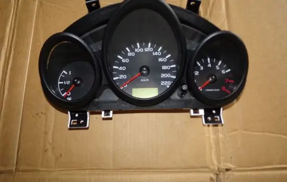 Mitsubishi Colt Speedometer (instrument cluster) MN148888