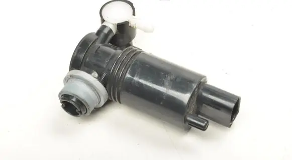 Volvo XC40 Windscreen/windshield washer pump 32237970