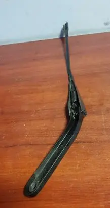 BMW 1 E81 E87 Front wiper blade arm 7169973