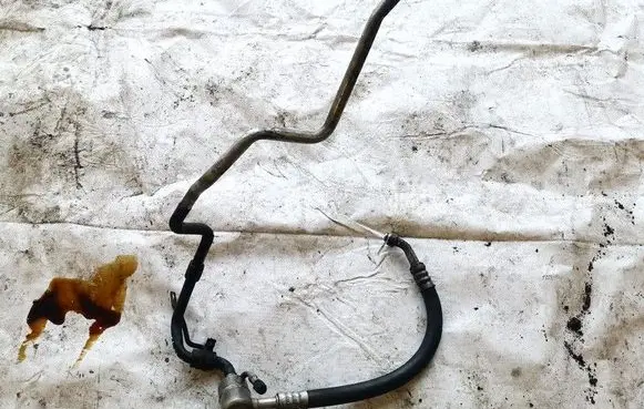 Audi TT Mk1 Air conditioning (A/C) pipe/hose