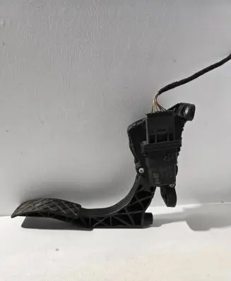 Audi A6 S6 C6 4F Accelerator throttle pedal 4F1721523B 6PV00898407