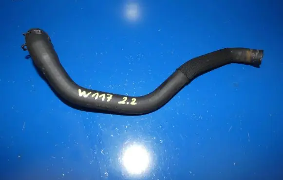 Mercedes-Benz CLA C117 X117 W117 Engine coolant pipe/hose A2465011258