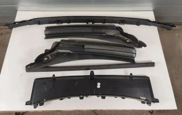 Citroen DS5 Wiper trim 9800412280 9803902177 980390227