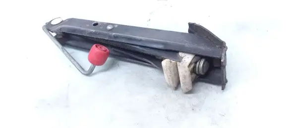 Audi 80 90 B3 Lift Jack 811011031A