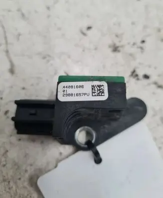 Volkswagen PASSAT B6 Airbag deployment crash/impact sensor 391229