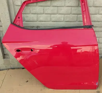 Seat Leon (5F) Rear door 5F4833580
