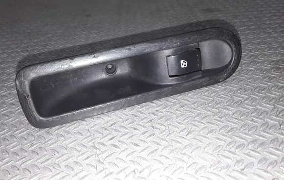 Renault Scenic II - Grand scenic II Electric window control switch 156013870