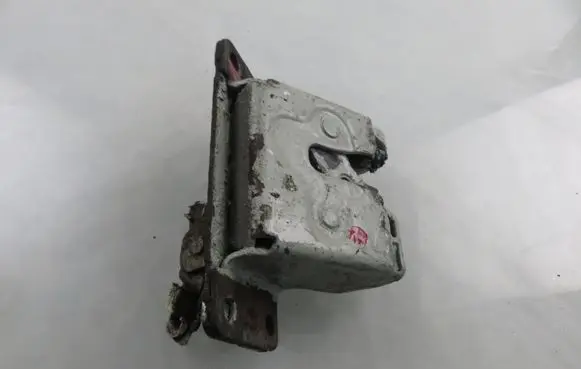 Tailgate/trunk/boot lock/catch/latch