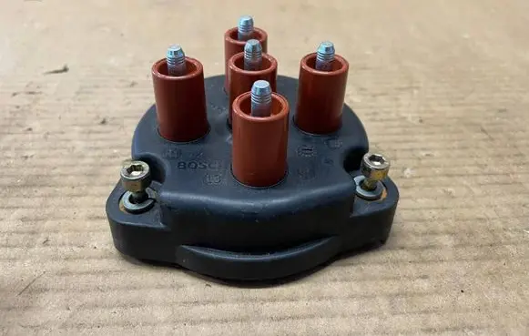 Mercedes-Benz S W140 Spark distributor cap 1235522430
