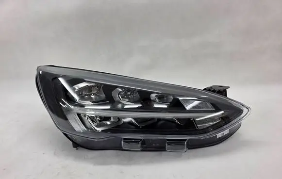 Ford Focus Headlight/headlamp MX7B13E014EE