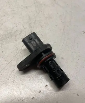 Audi A5 8T 8F Crankshaft position sensor 0261210329 06H906433C 06H906433