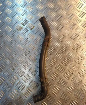 Mercedes-Benz C W203 Engine coolant pipe/hose 1K667065