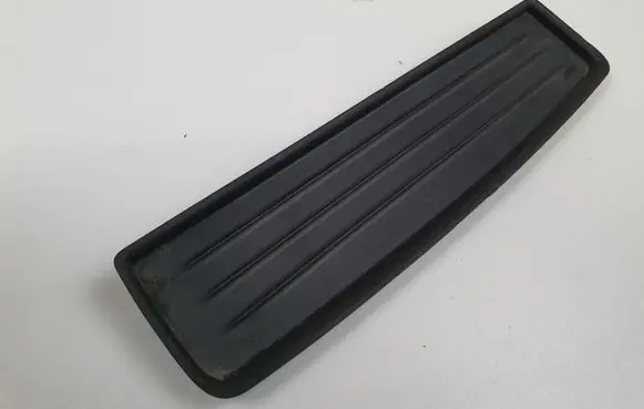 BMW 1 F20 F21 Glove box pad 9227896
