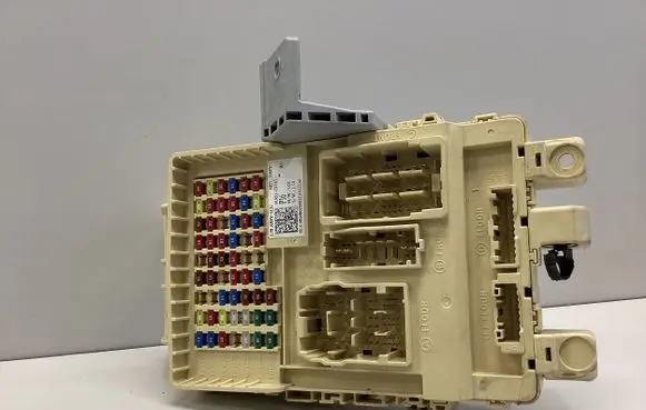 Hyundai Ioniq 5 Fuse module 91951GI161