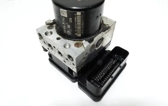 Skoda Octavia Mk2 (1Z) ABS Pump 1K0907379AN 1K0614517BJ 10061930671