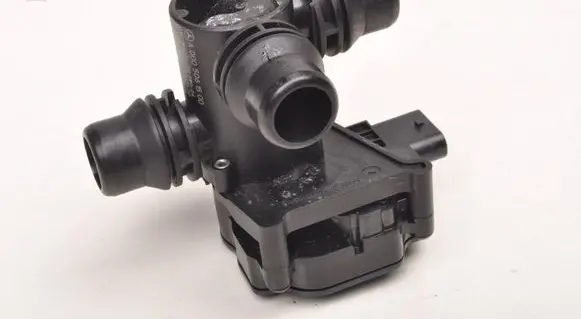 Mercedes-Benz EQB Coolant heater control valve A0005061500