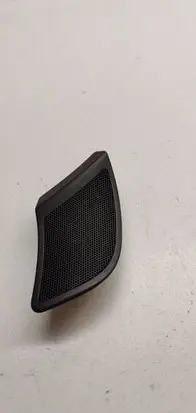 Audi A4 S4 B7 8E 8H Front door speaker 8E0035424
