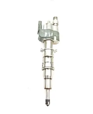 BMW 1 E81 E87 Fuel injector 7589048
