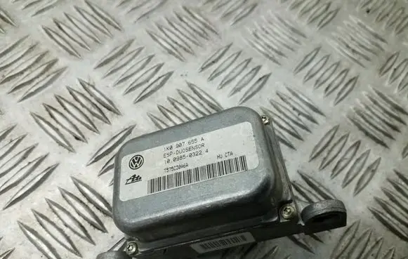 Audi A3 S3 A3 Sportback 8P ESP acceleration yaw rate sensor 1K0907655A