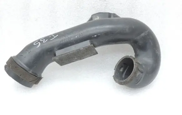 Toyota Auris 150 Air intake hose/pipe