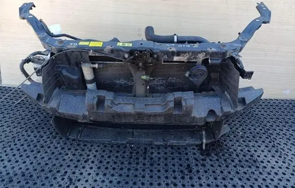 Nissan Qashqai Radiator support slam panel