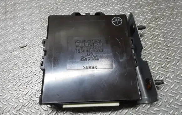 Subaru Outback Power management control unit 88811AG030 1238000232