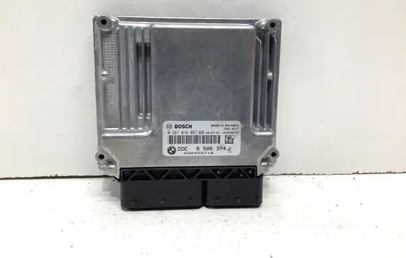 BMW 5 E60 E61 Engine control unit/module 8506374 0281016067