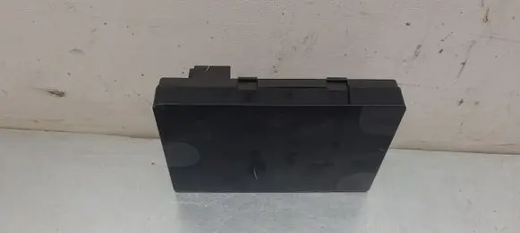 Citroen C4 III e-C4 Wireless charging module 981340328001