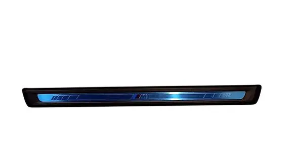 BMW 4 G22 G23 G24 G26 Front sill trim cover 51478077317 8077317