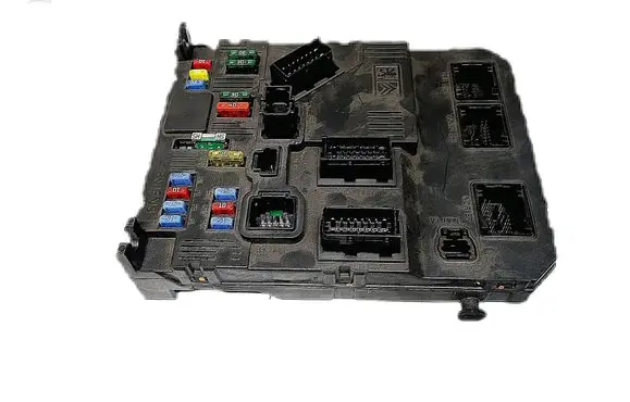 Citroen C3 Fuse module 9653667380