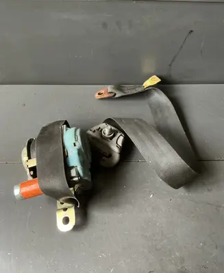 Hyundai Getz Front seatbelt 88880