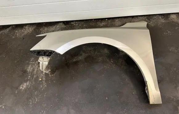 Volkswagen Jetta VI Fender