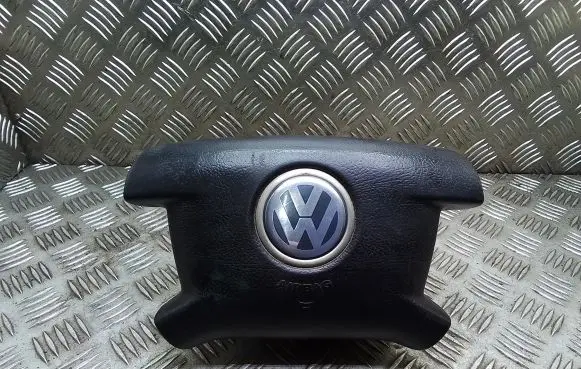 Volkswagen Multivan T5 Steering wheel airbag 7H0880201G