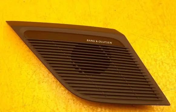 Audi R8 4S Front door speaker cover trim 4S0035420A