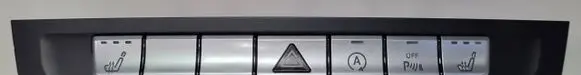 Mercedes-Benz CLA C117 X117 W117 Hazard warning light relay A2469059401