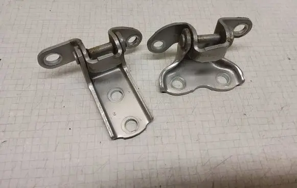 Toyota Avensis T250 Rear door hinge set 
