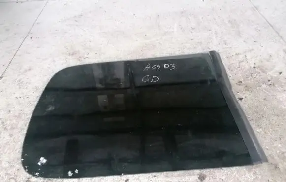 Citroen Berlingo Rear side window 43r000016