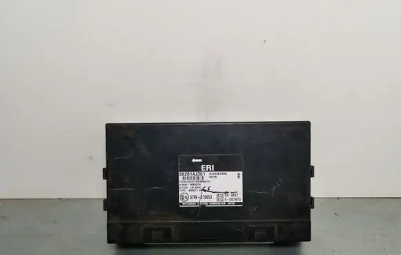 Subaru Legacy BSM Control unit 88281AJ301 X1T23074H2