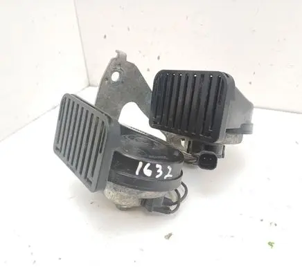 Opel Zafira C Horn signal 0055306 A046522
