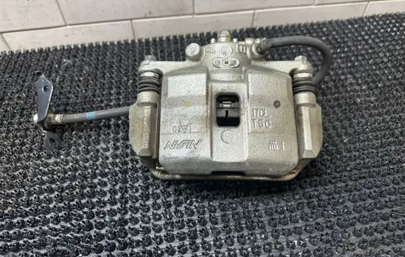 Honda Jazz IV GR Front brake caliper