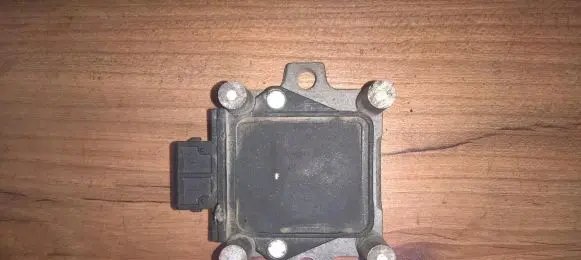 Volkswagen Golf IV Ignition amplifier control unit 