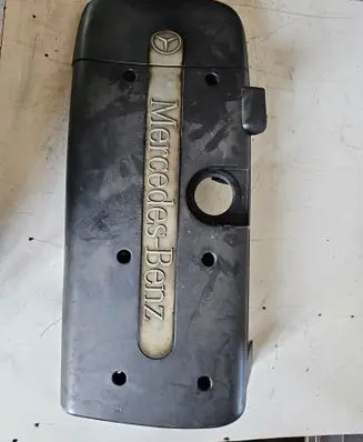 Mercedes-Benz E W210 Engine cover (trim)