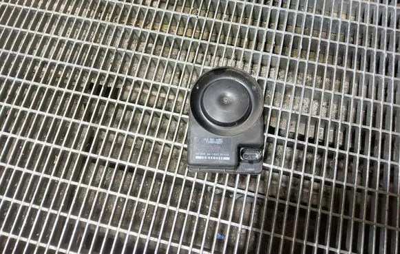 Audi A6 C7 Alarm system siren 1K0951605C