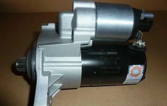 Audi A3 S3 8P Starter motor 0001121418