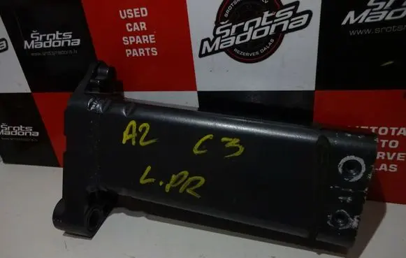 Audi A2 Front bumper mounting bracket 8Z0805120